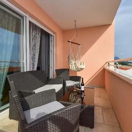 Evelin 4* Makarska