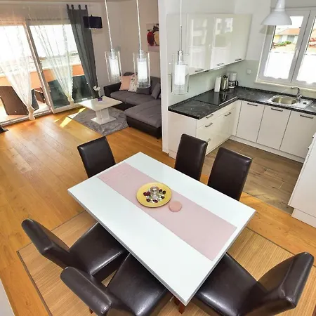 Guest house Evelin Makarska