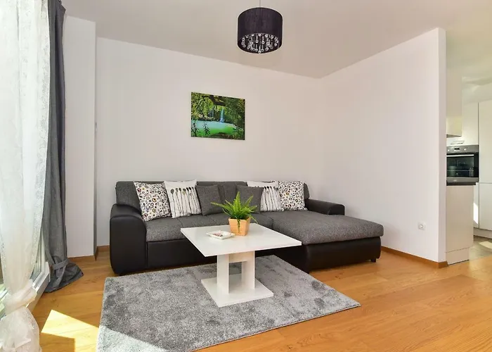 Evelin Гостевой дом 4*