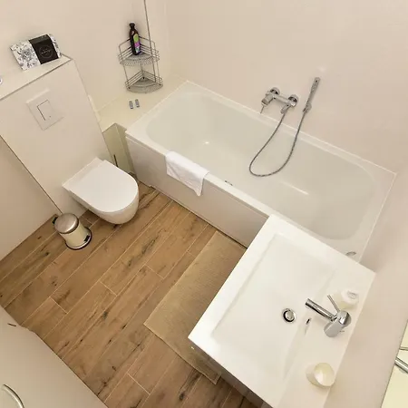 Evelin Pensión Makarska